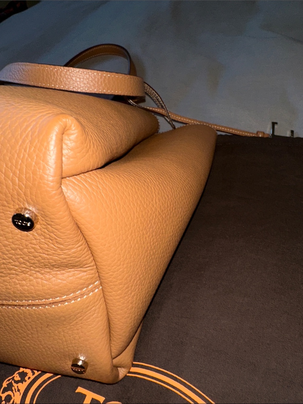 Tod's Tan & Brown Leather Tote Medium - Brown and Burgandy - Picture 11 of 14